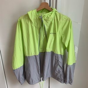 Columbia windbreaker - lime green/grey size Medium